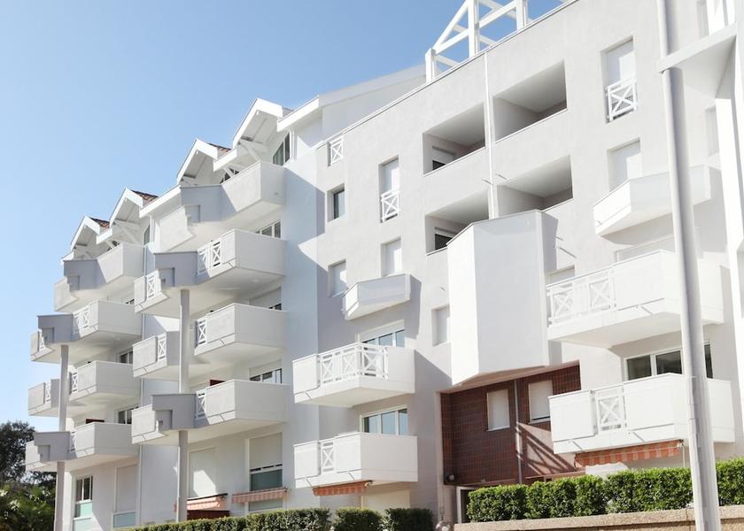 Nouvelle-Aquitaine Arcachon Exterior Detail