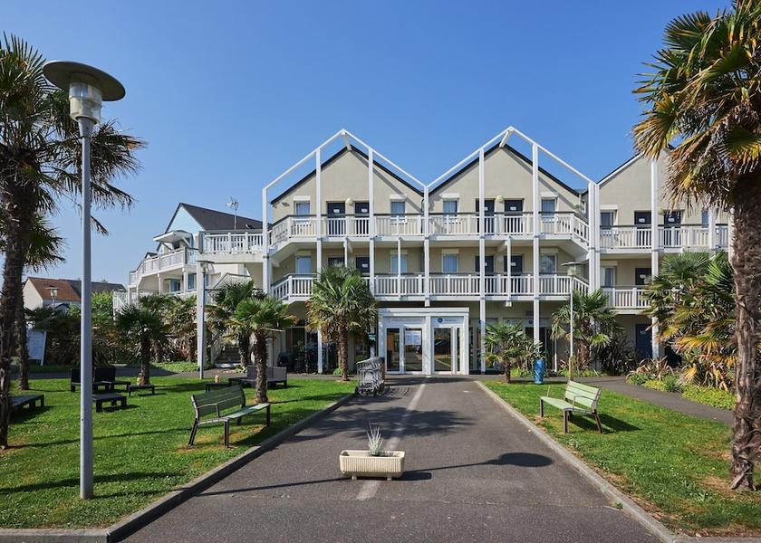 Normandy Courseulles-sur-Mer Exterior Detail