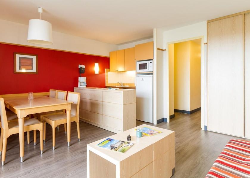 Centre - Loire Valley Loches Kitchen