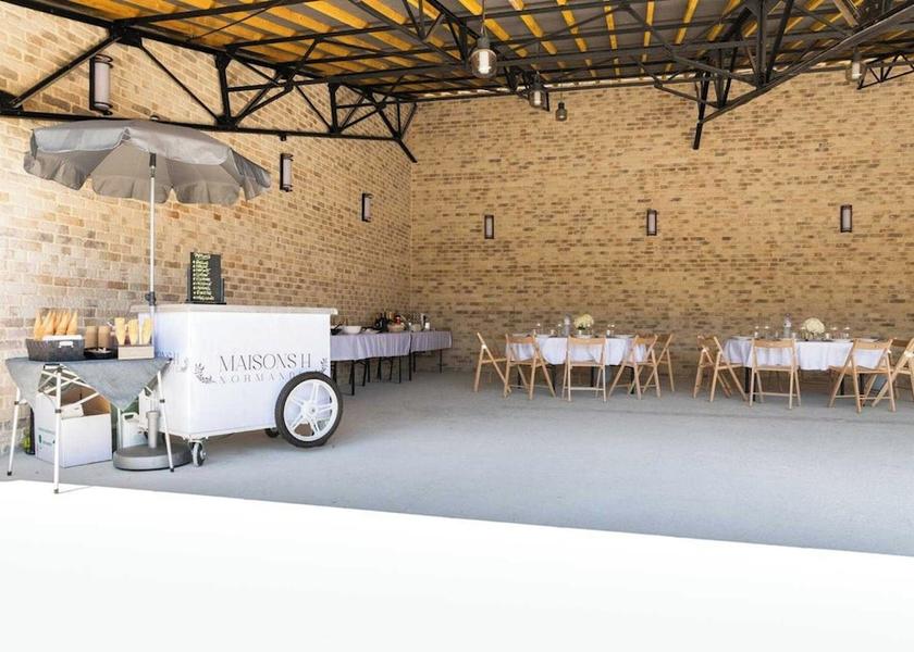 Normandy Cricqueboeuf Dining Area