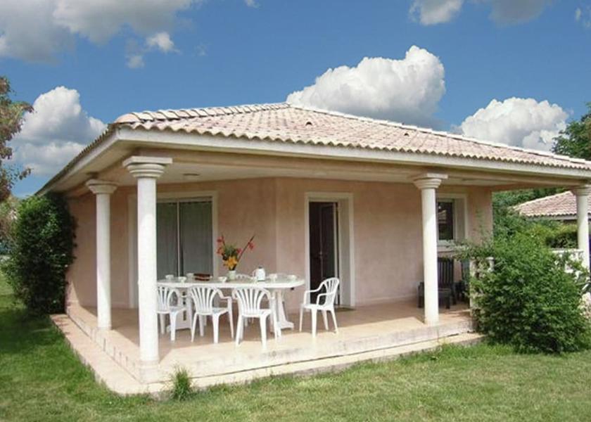 Corsica San-Nicolao Exterior Detail