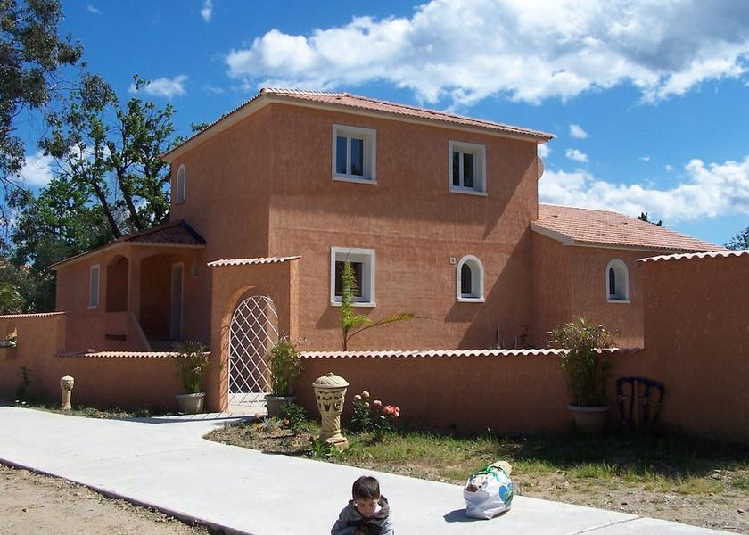 Corsica San-Nicolao Exterior Detail