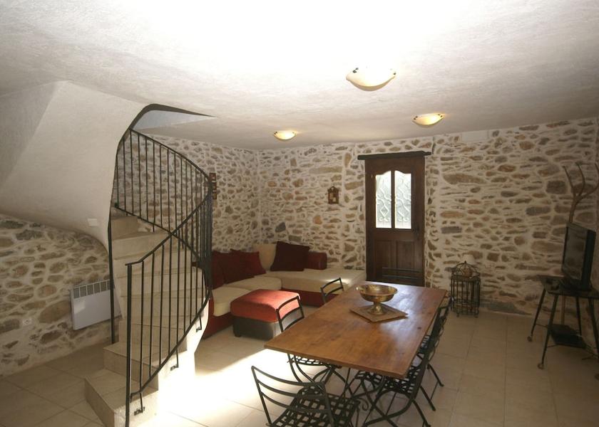 Corsica San-Nicolao Dining Area