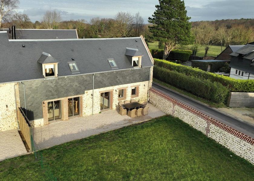 Normandy Cricqueboeuf Exterior Detail