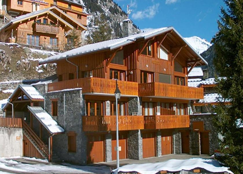 Auvergne-Rhone-Alpes Champagny-en-Vanoise Exterior Detail