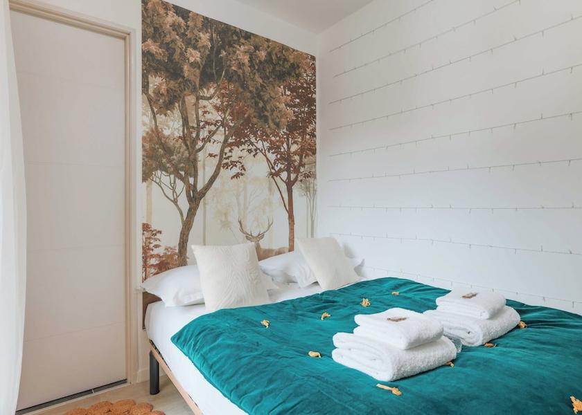 Ile-de-France Montreuil Room