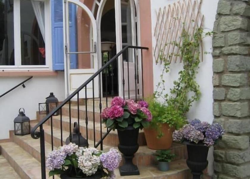 Provence-Alpes-Côte d'Azur Cavalaire-sur-Mer Exterior Detail
