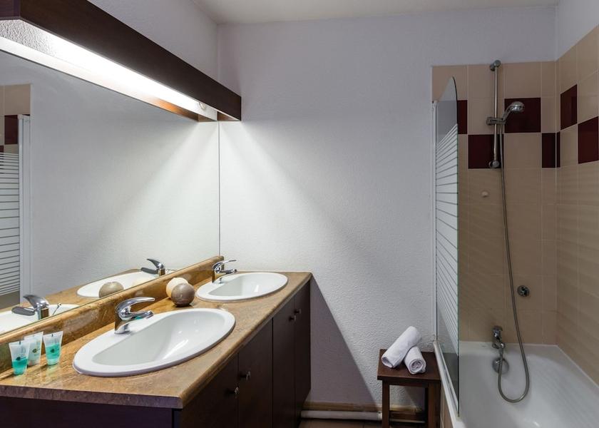 Nouvelle-Aquitaine Bergerac Bathroom