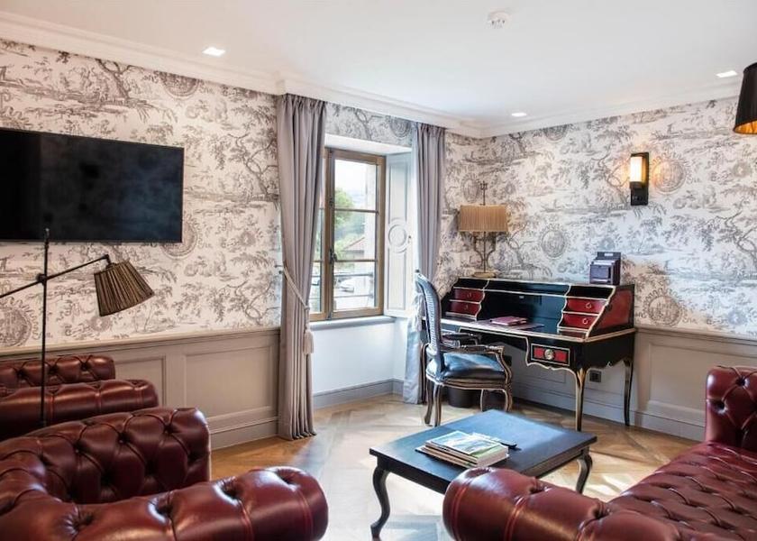 Auvergne-Rhone-Alpes Gresy-sur-Aix Living Area