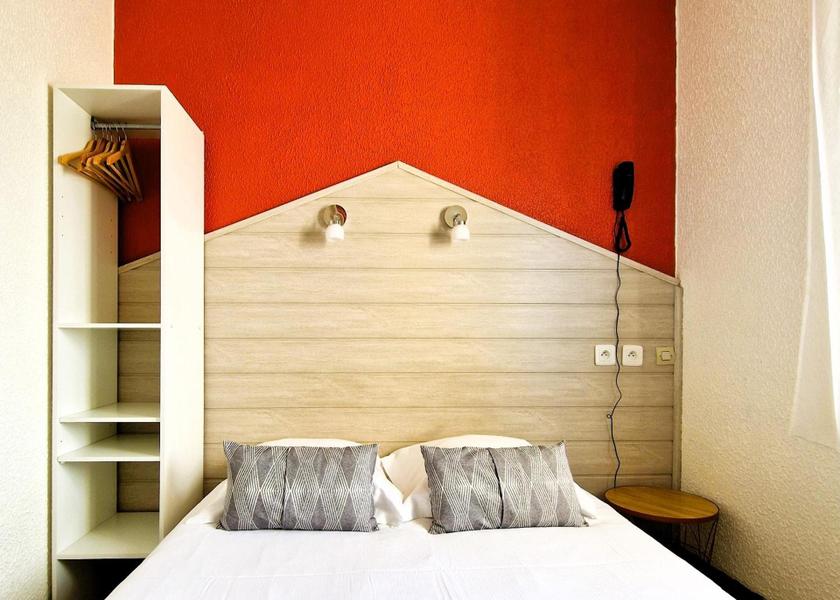 Hauts-de-France Etaples Small Double Room