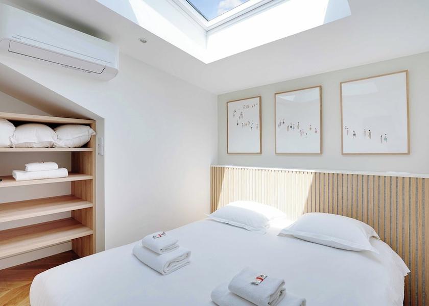 Ile-de-France Montreuil Room