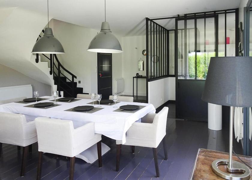 Brittany Benodet Dining Area