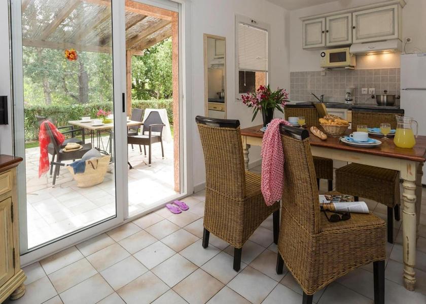 Corsica Sari-Solenzara Dining Area