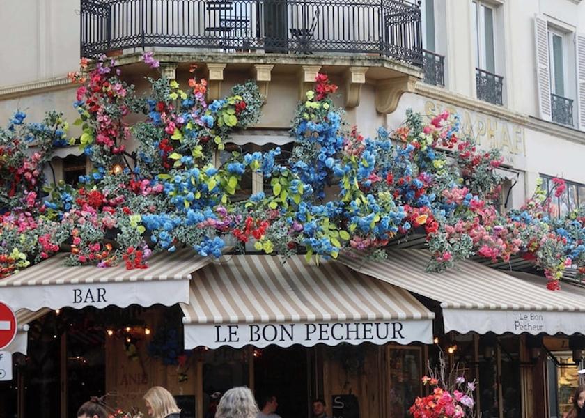 Ile-de-France Clichy Exterior Detail