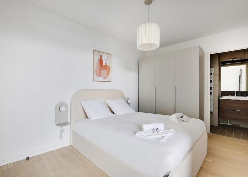 Ile-de-France Clichy Room