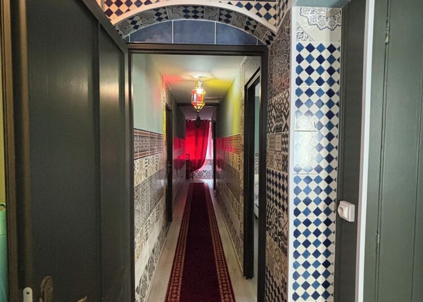 Grand Est Arcis-sur-Aube Interior Entrance
