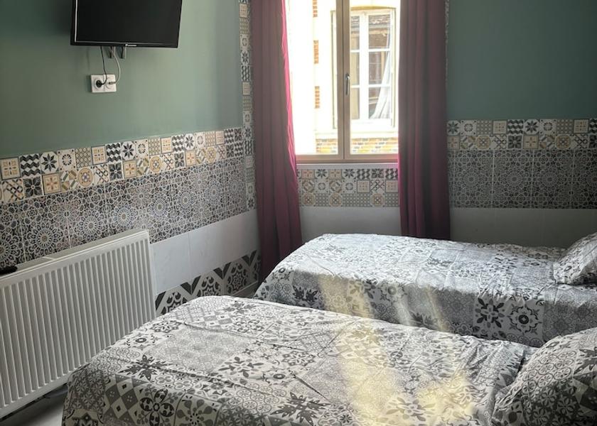 Grand Est Arcis-sur-Aube Room