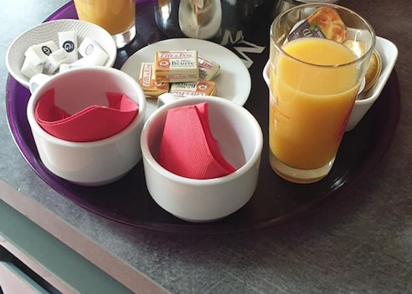 Centre-Loire Valley Saint-Amand-Montrond Breakfast buffet