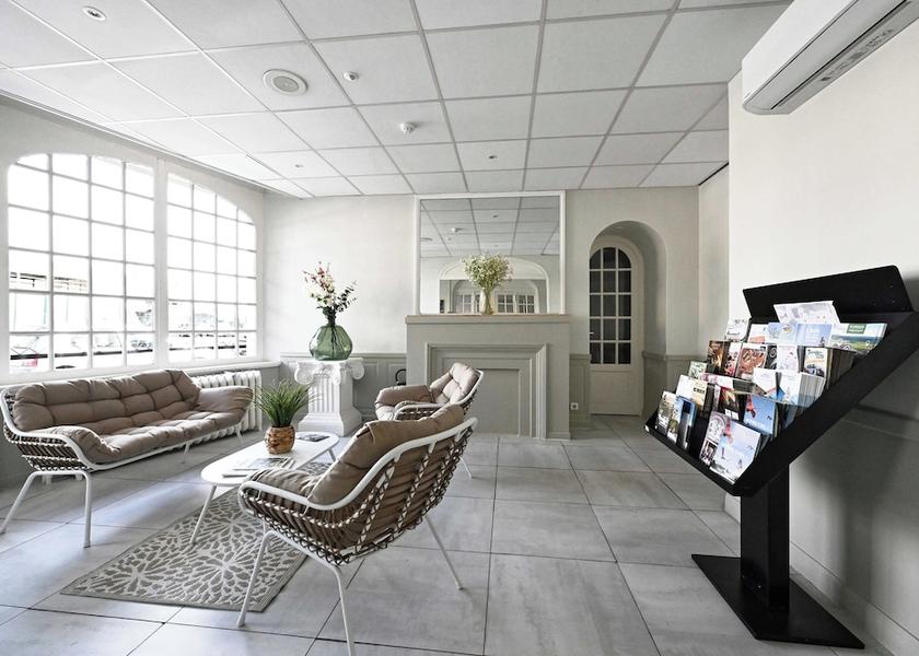 Bourgogne-Franche-Comté Autun Interior Entrance