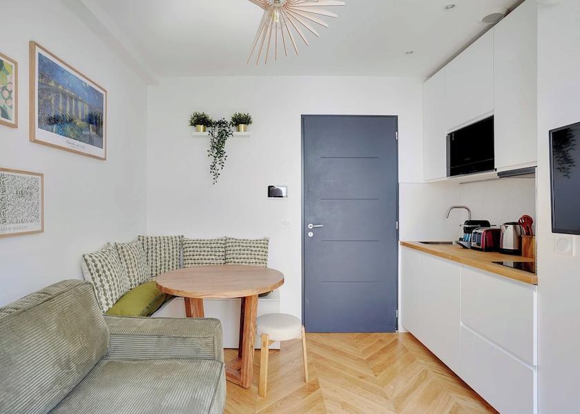 Ile-de-France Montreuil Interior Entrance