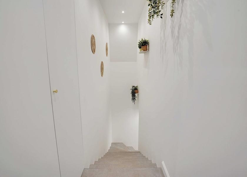 Ile-de-France Montreuil Interior Entrance