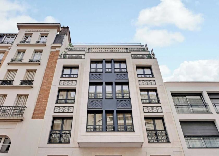 Île-de-France Levallois-Perret Exterior Detail