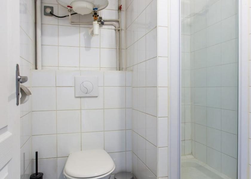 Île-de-France Pantin Bathroom