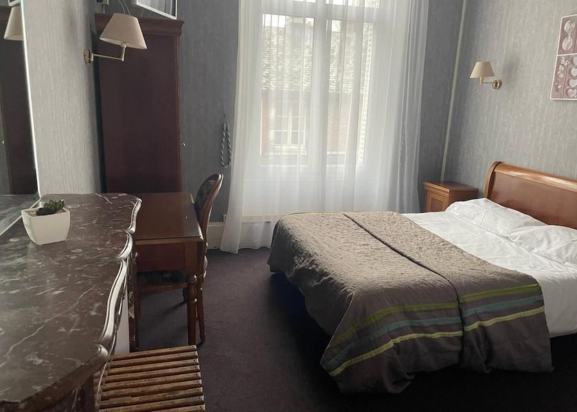 Centre-Loire Valley Gien Room