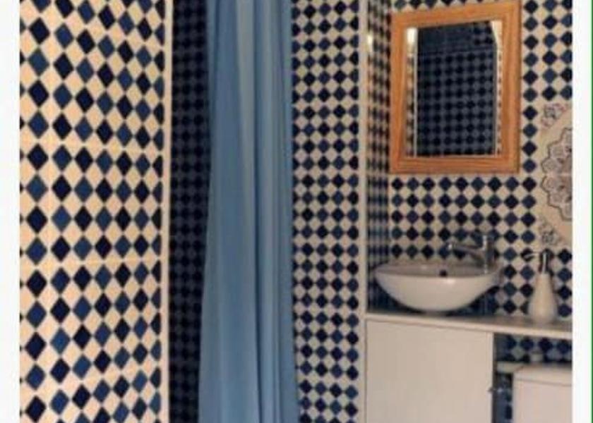 Grand Est Arcis-sur-Aube Bathroom