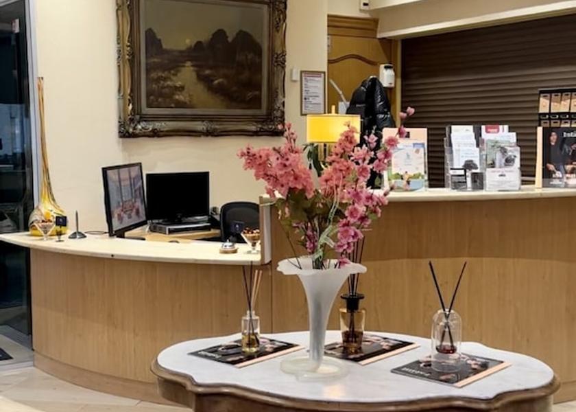 Grand Est Givet Reception