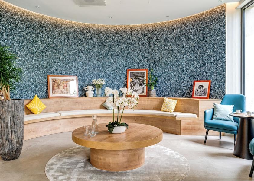 Ile-de-France Saint-Maur-des-Fosses Reception