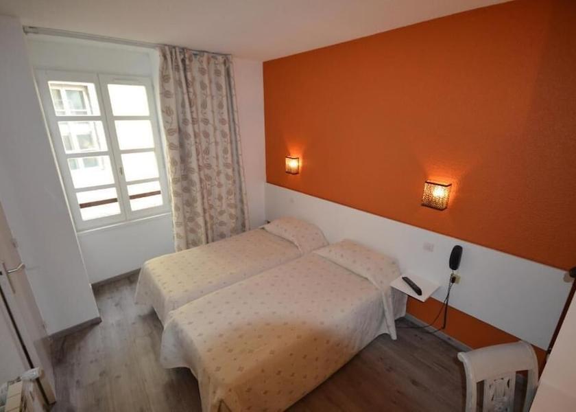 Auvergne-Rhone-Alpes Chambery Room