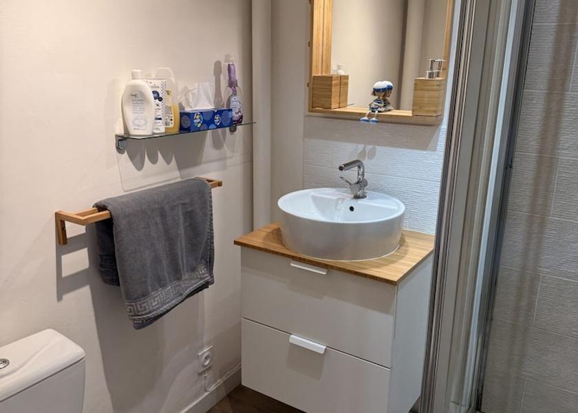 Occitanie Balaruc-les-Bains Bathroom