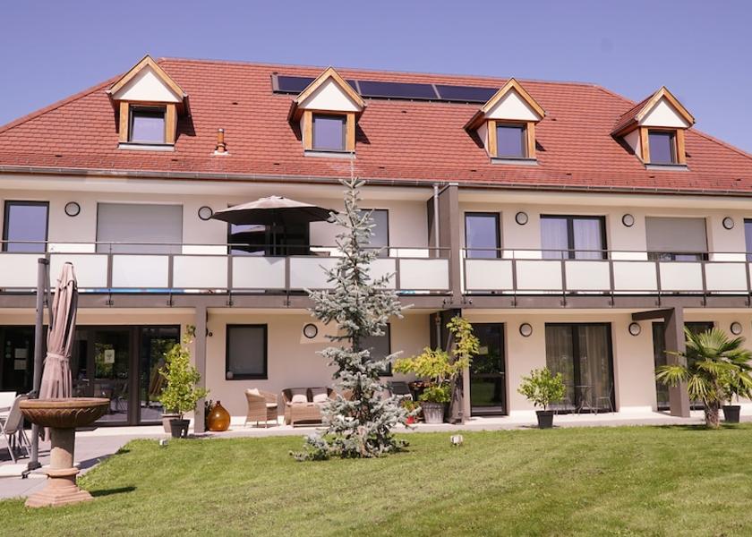 Grand Est Hunawihr Exterior Detail