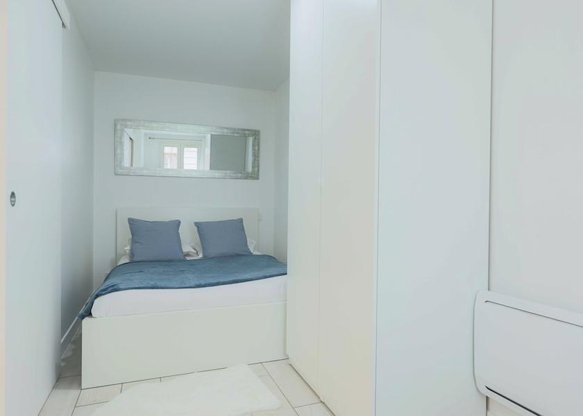 Ile-de-France Boulogne-Billancourt Room