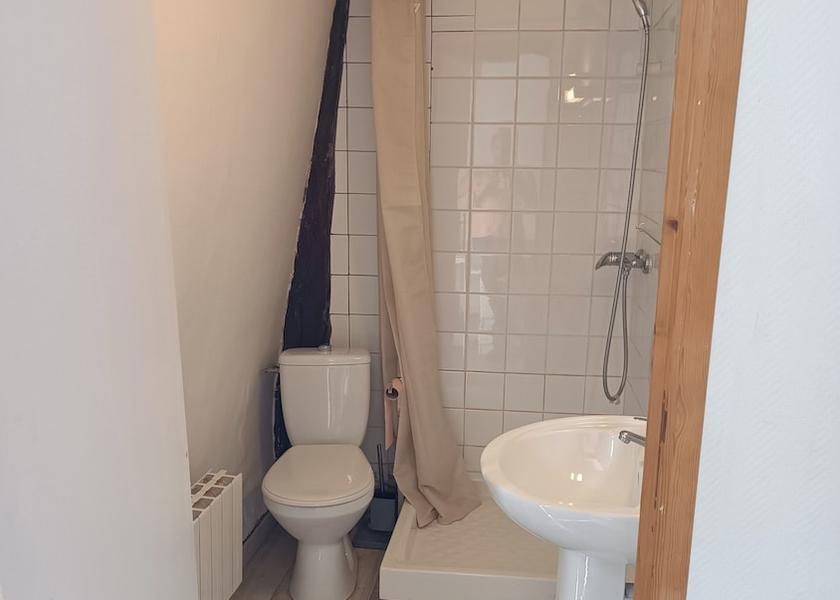 Île-de-France Provins Bathroom
