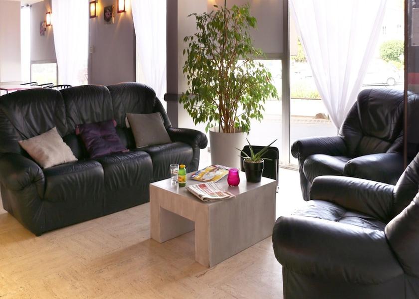 Nouvelle-Aquitaine Parthenay Lobby sitting area