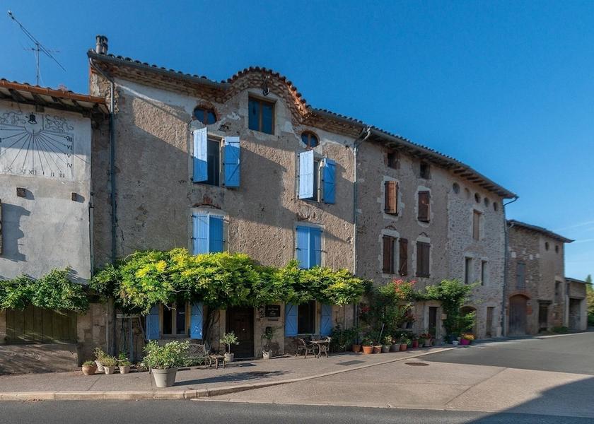 Occitanie Cordes-sur-Ciel Garden