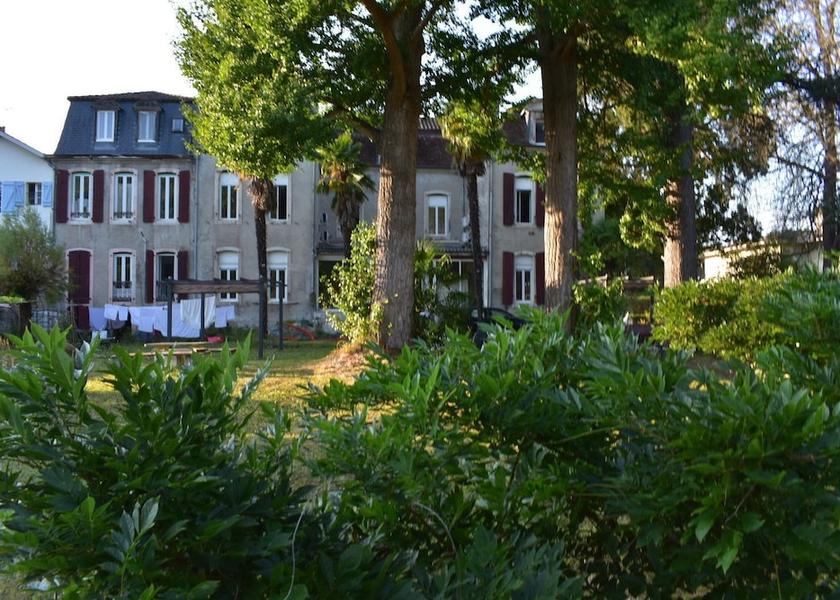 Nouvelle-Aquitaine Salies-de-Bearn Exterior