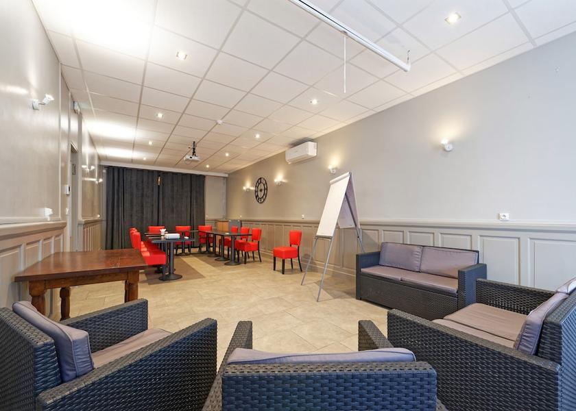 Bourgogne-Franche-Comté Autun Meeting Room