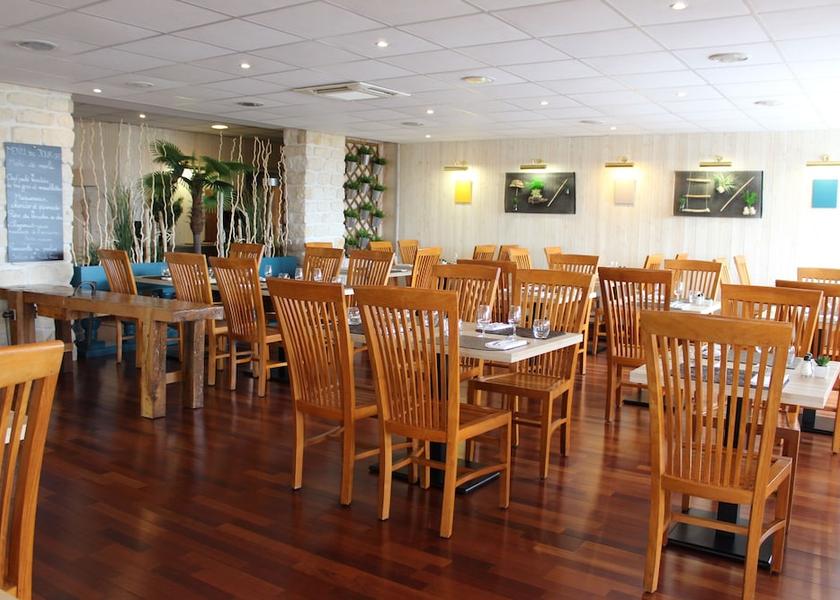 Nouvelle-Aquitaine Saint-Trojan-les-Bains Dining Area