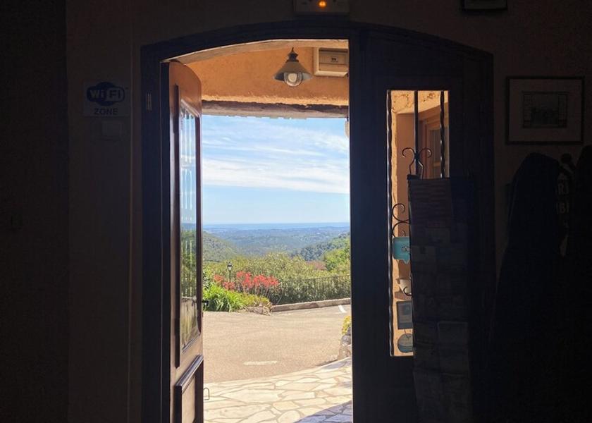 Provence - Alpes - Cote d'Azur Tourrettes-sur-Loup Reception