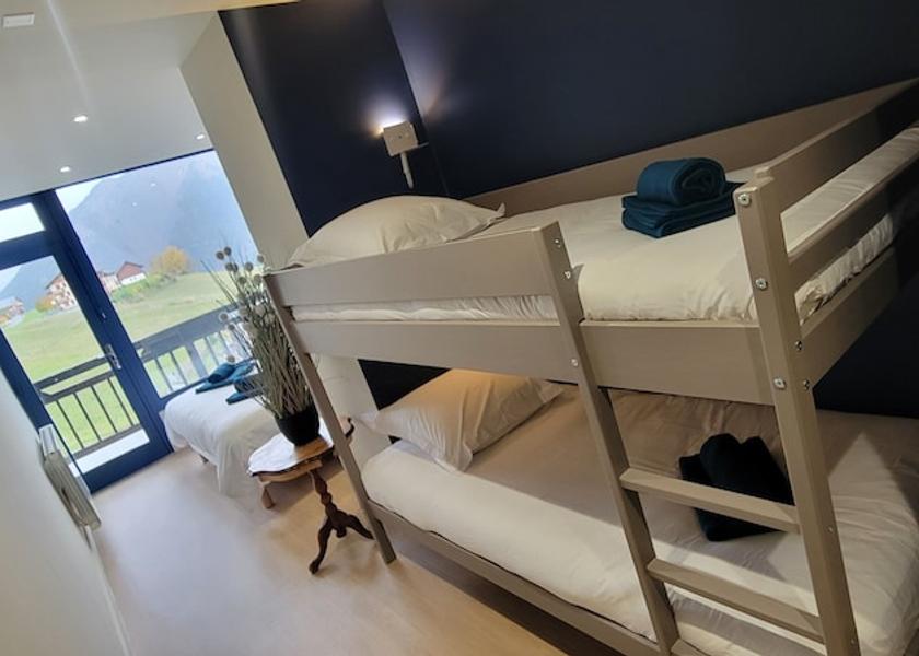 Auvergne-Rhône-Alpes Albiez-Montrond Room