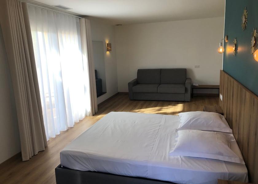 Corsica Lucciana Room