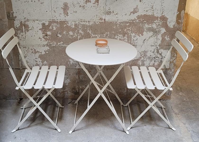 Bourgogne-Franche-Comte Tournus Terrace