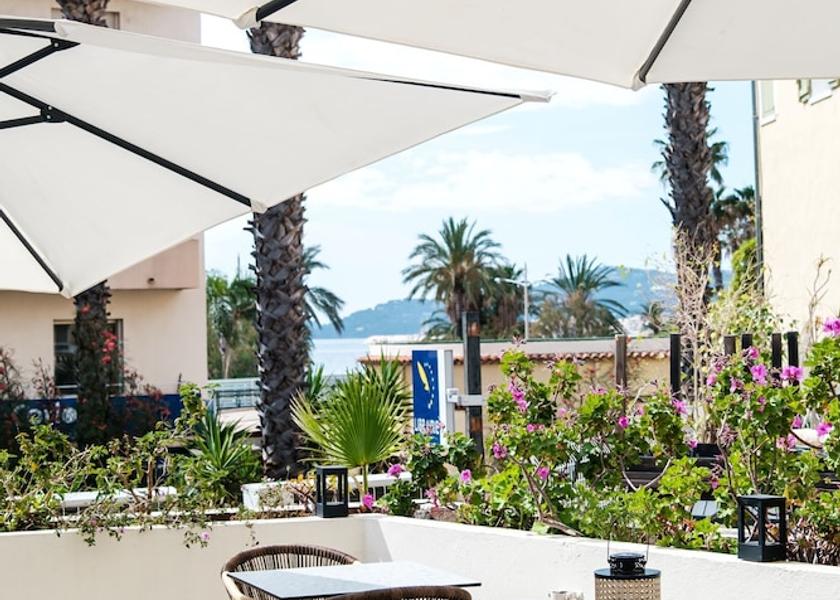 Provence-Alpes-Côte d'Azur Le Lavandou Exterior