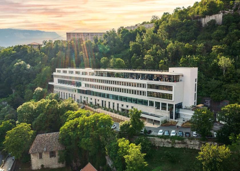 Auvergne-Rhône-Alpes Grenoble Primary image