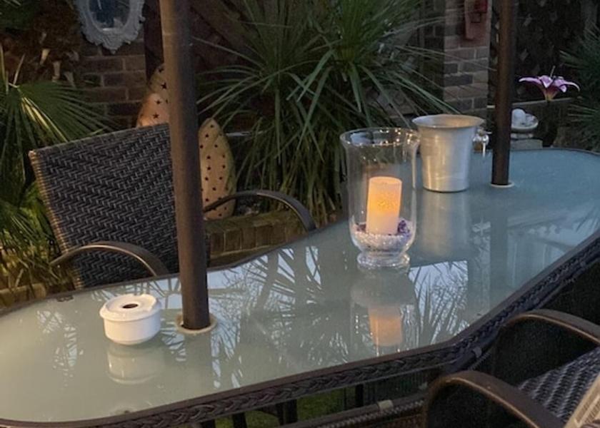 England Bexleyheath Outdoor Dining
