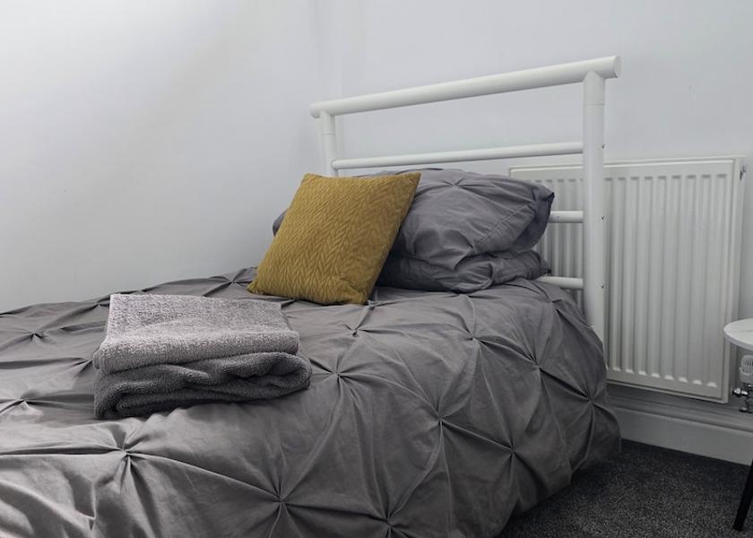 England Huddersfield Room