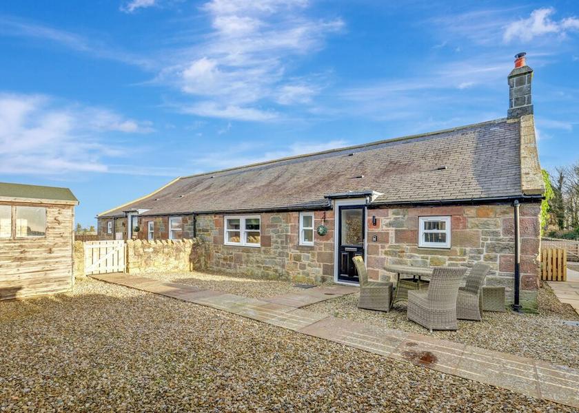 England Chathill Exterior Detail